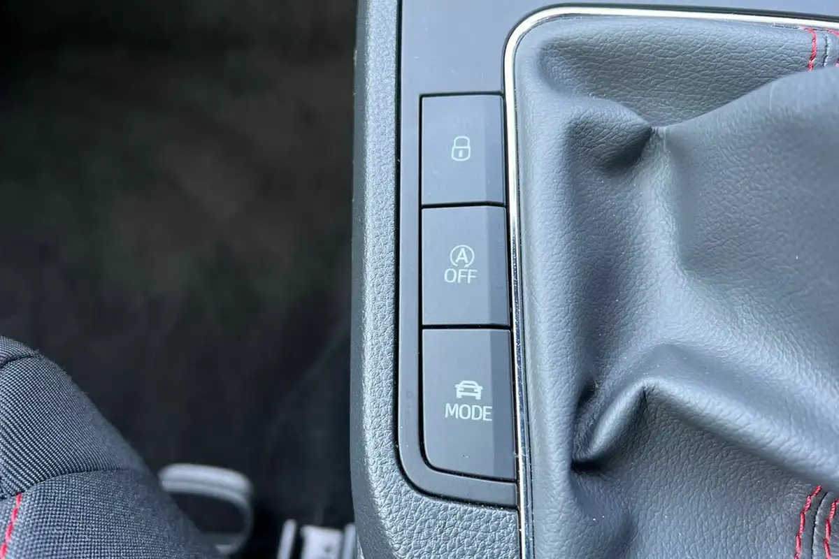 2021-seat-ibiza-10-tsi-fr-95ps-big-11