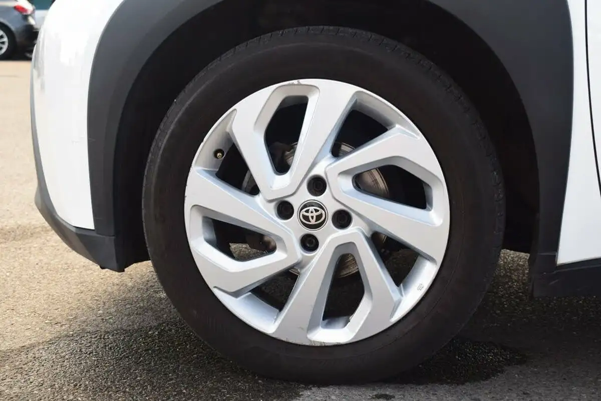 2022-toyota-aygo-x-10-vvt-i-pure-cvt-big-7