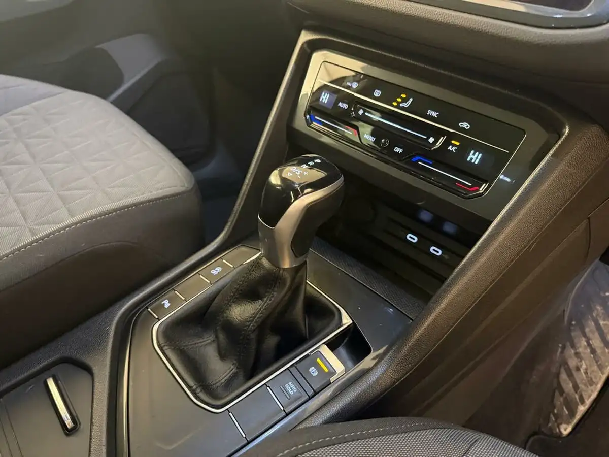 2021-volkswagen-tiguan-15-tsi-life-150ps-dsg-big-15