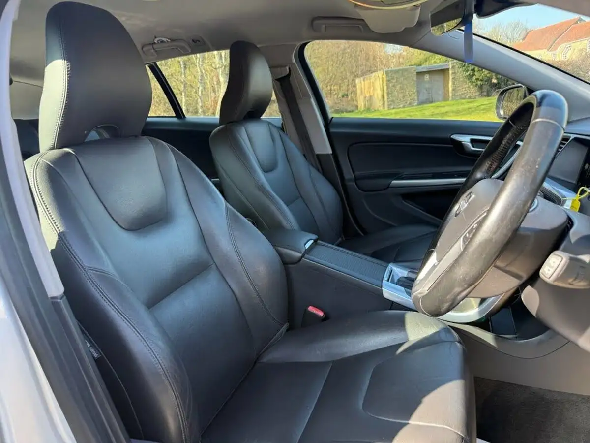 2014-volvo-v60-16td-d2-se-lux-nav-powershift-big-6