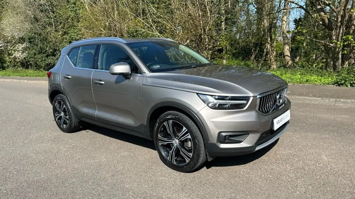 2019-volvo-xc40-20-t4-inscription-awd-big-34