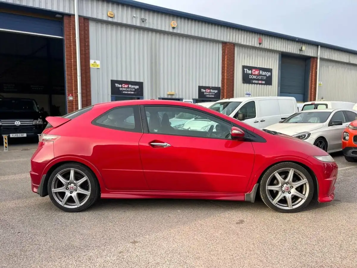 2011-honda-civic-20-type-r-gt-i-vtec-big-3
