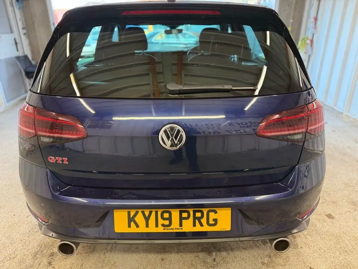 2019-volkswagen-golf-20-tsi-gti-performance-5d-big-17