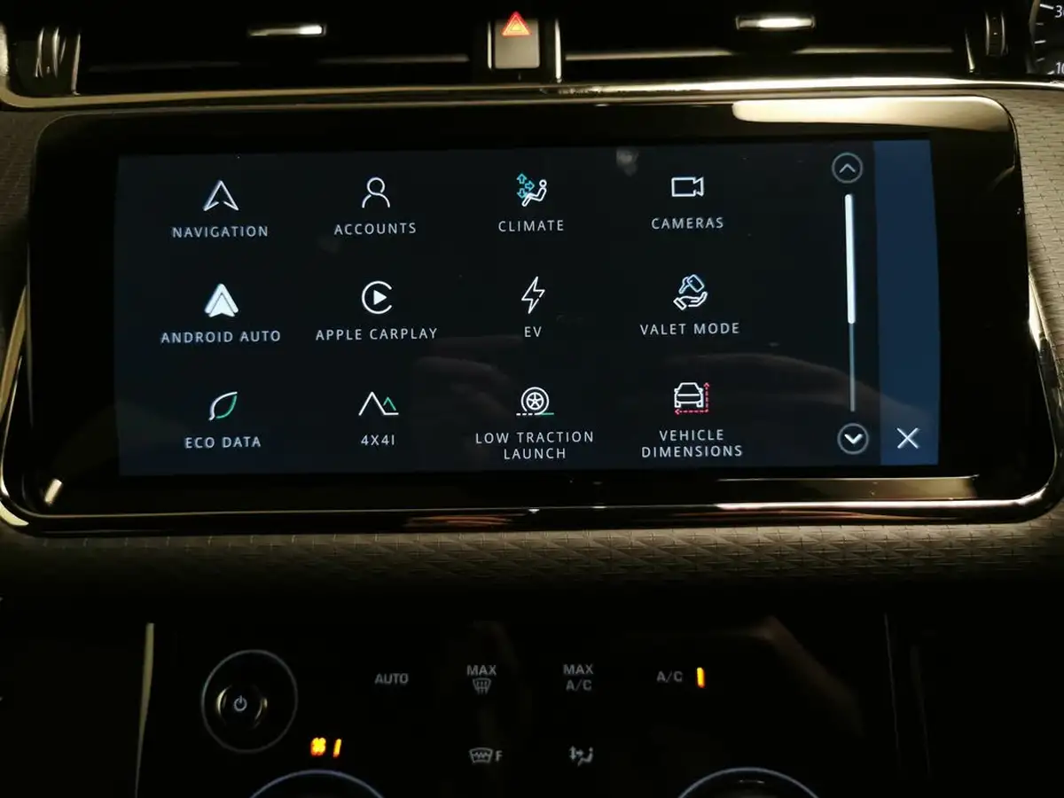 2022-land-rover-range-rover-evoque-15-p300e-evoque-edition-big-13
