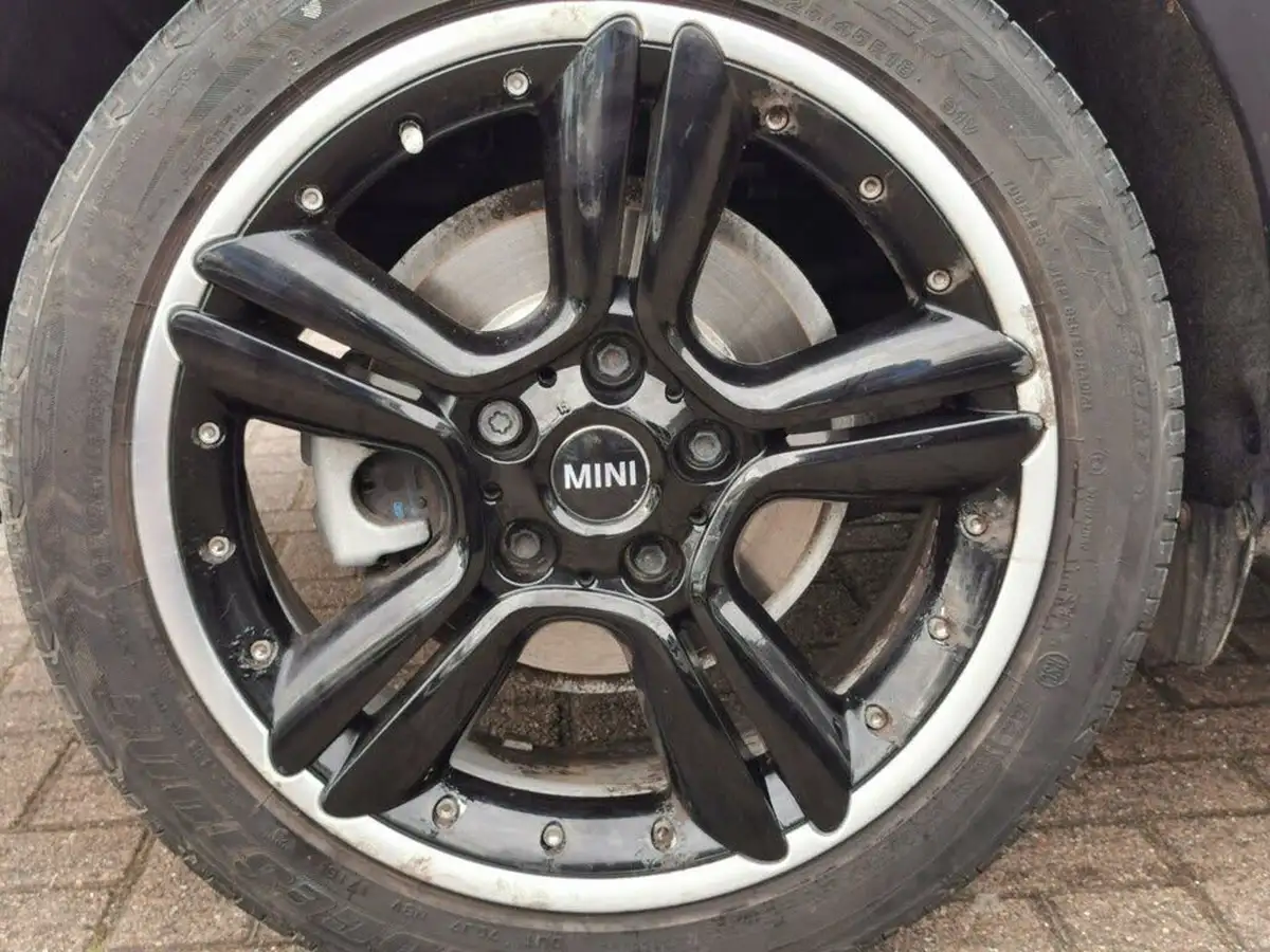 2016-mini-countryman-16-cooper-s-ss-all4-big-29