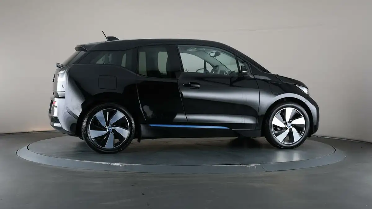 2017-bmw-i3-e-94-ah-extended-range-big-55