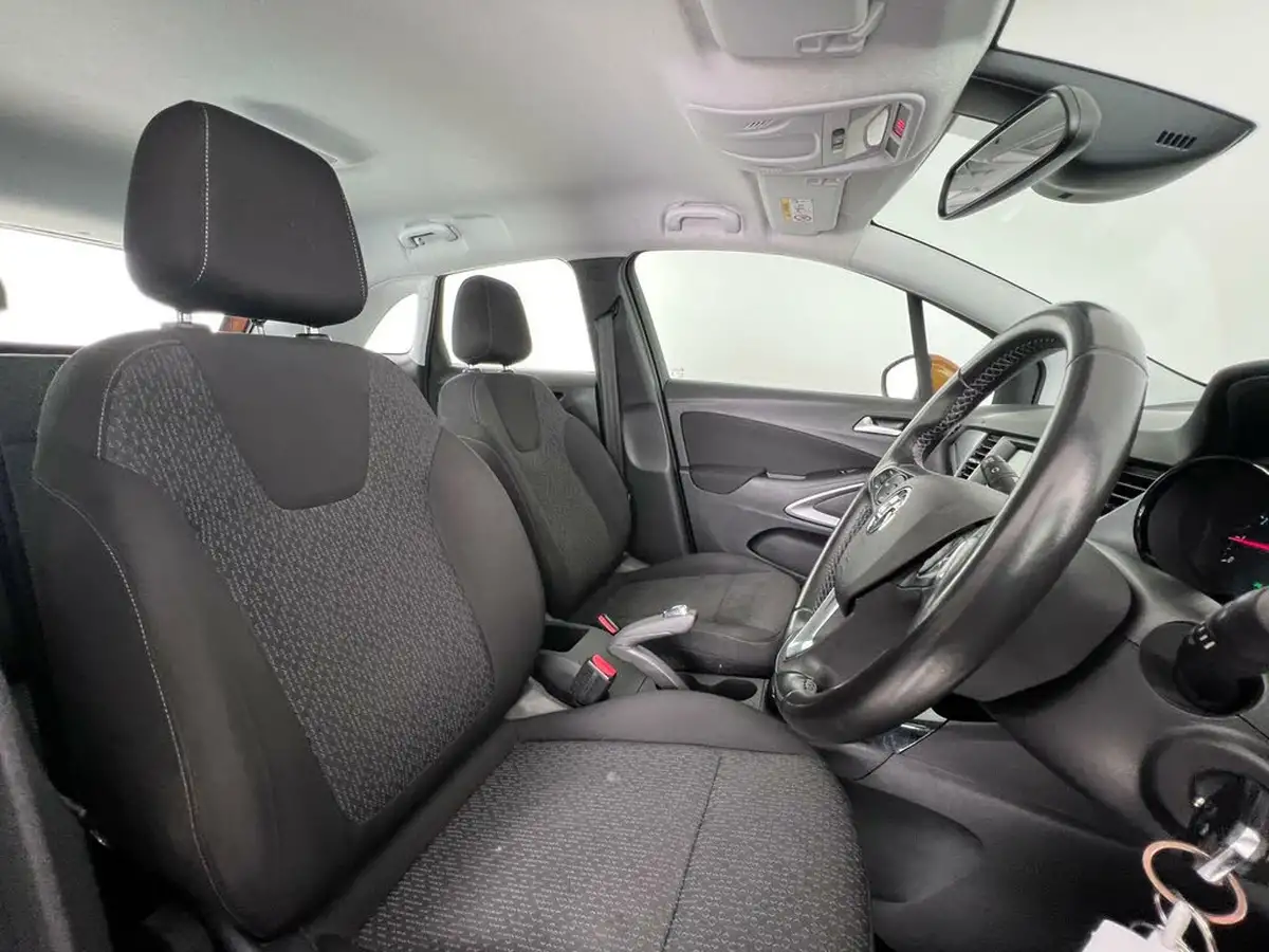2019-vauxhall-crossland-x-12i-se-big-9