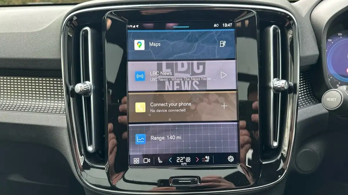 2022-volvo-xc40-e-recharge-pro-big-27