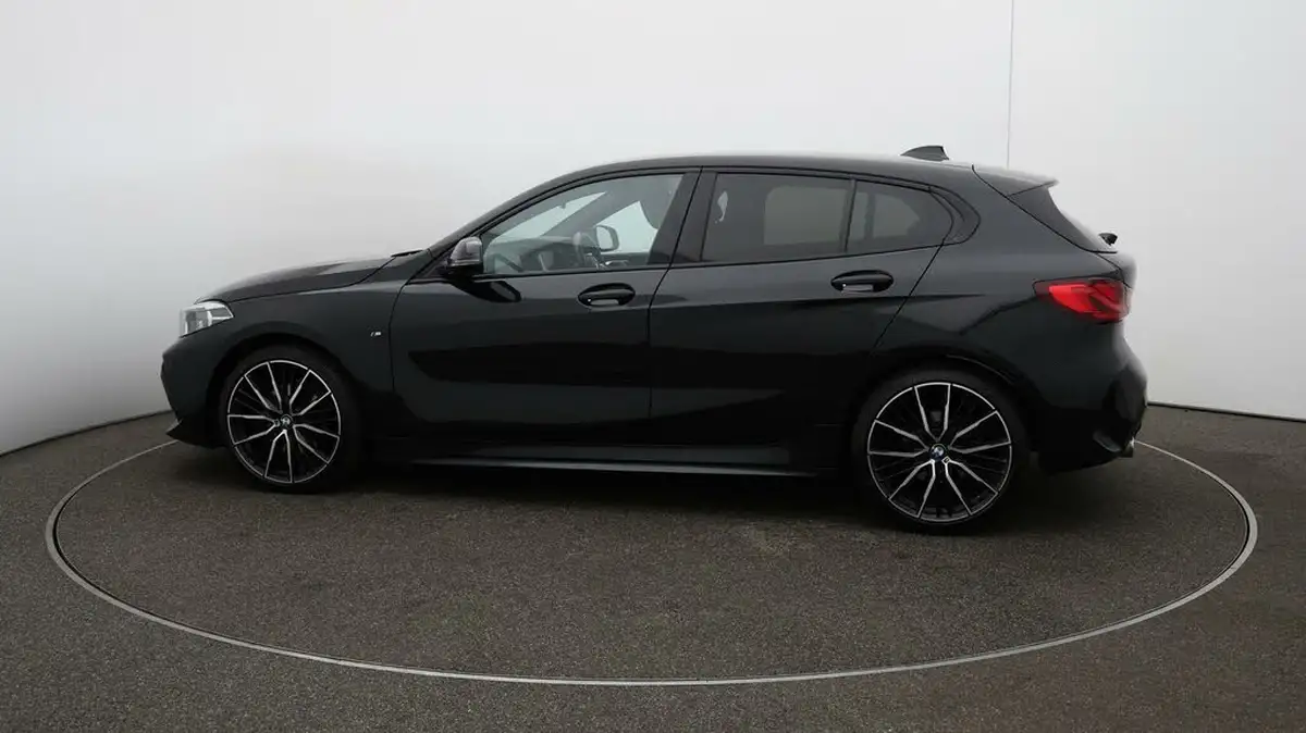 2022-bmw-1-series-15-118i-m-sport-lcp-dct-big-50