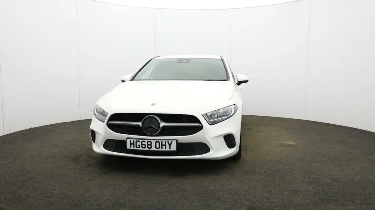 2018-mercedes-benz-a-class-15d-a180d-se-116ps-ss-7g-dct-big-31