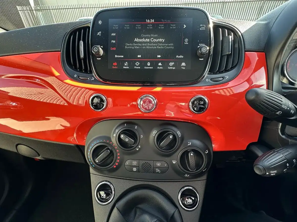2023-fiat-500-10-dolcevita-big-8