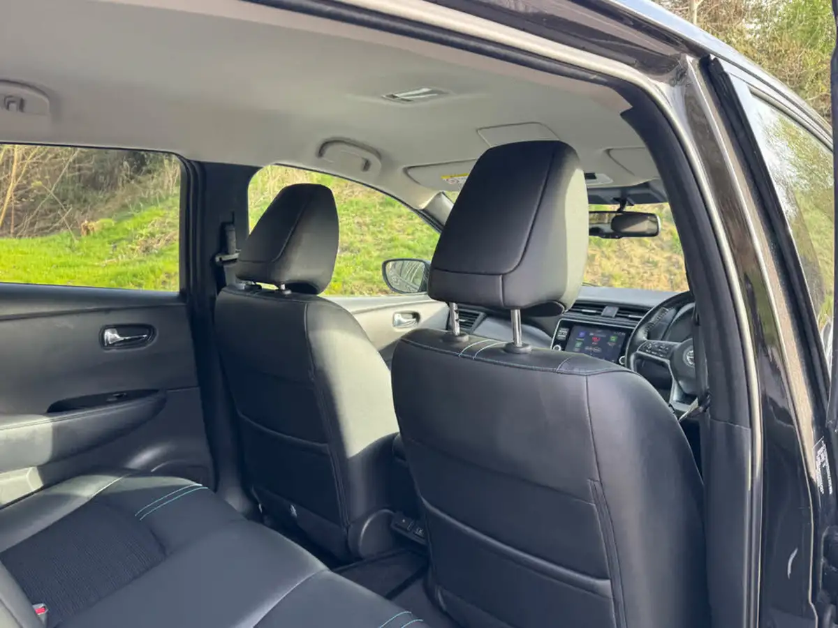 2020-nissan-leaf-e-n-connecta-big-13