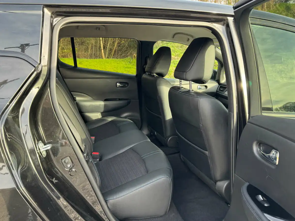 2020-nissan-leaf-e-n-connecta-big-9