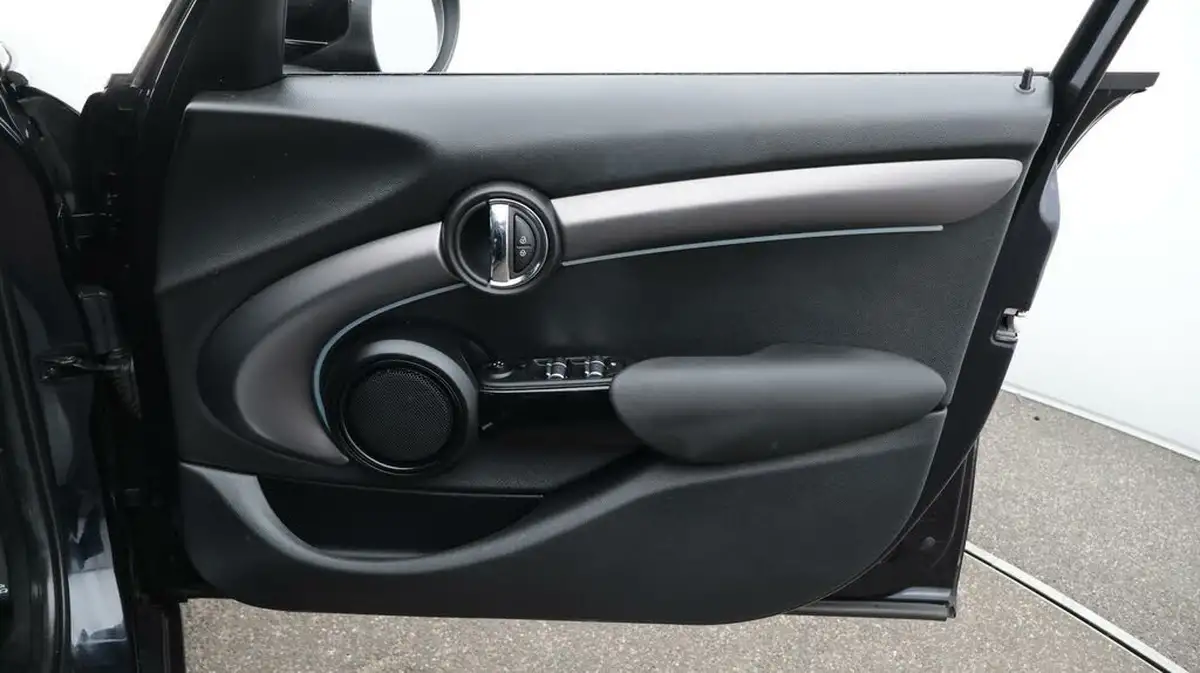 2021-mini-cooper-15-cooper-exclusive-hatchback-5d-big-15