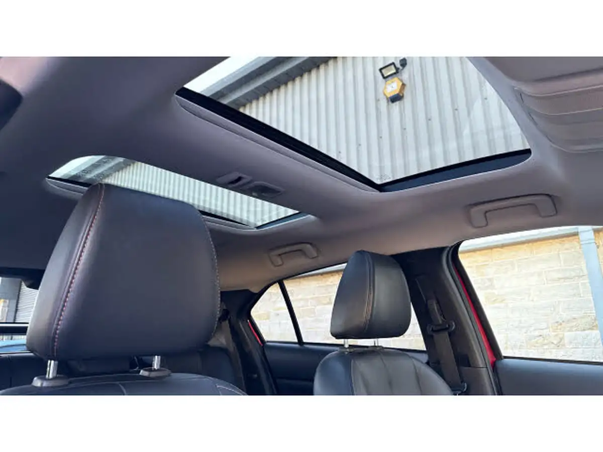 2019-mitsubishi-eclipse-cross-15-4-big-38