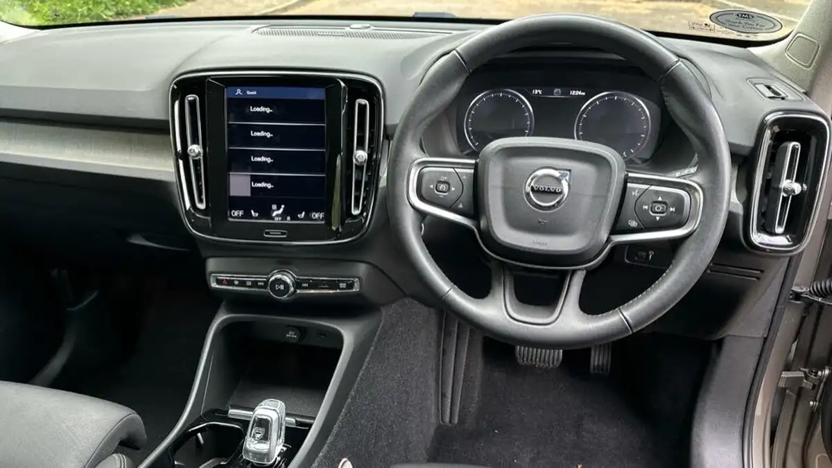 2021-volvo-xc40-15-t3-inscription-pro-161bhp-auto-big-37