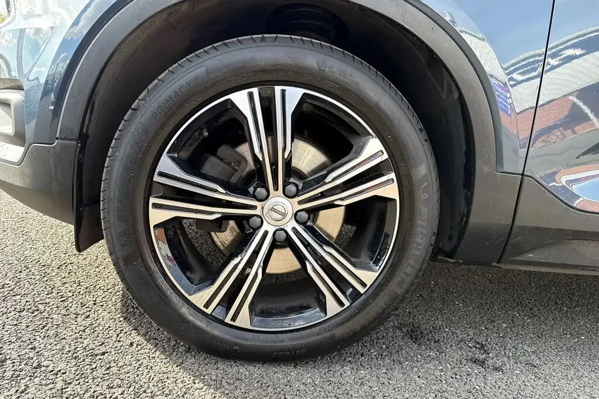 2020-volvo-xc40-20-t4-inscription-pro-big-9