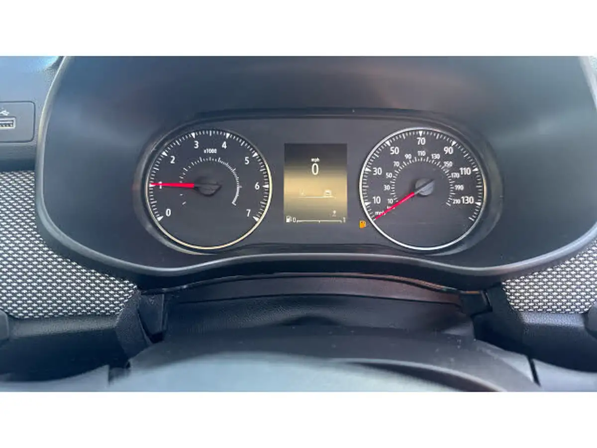 2022-dacia-sandero-stepway-10-tce-comfort-90bhp-big-17