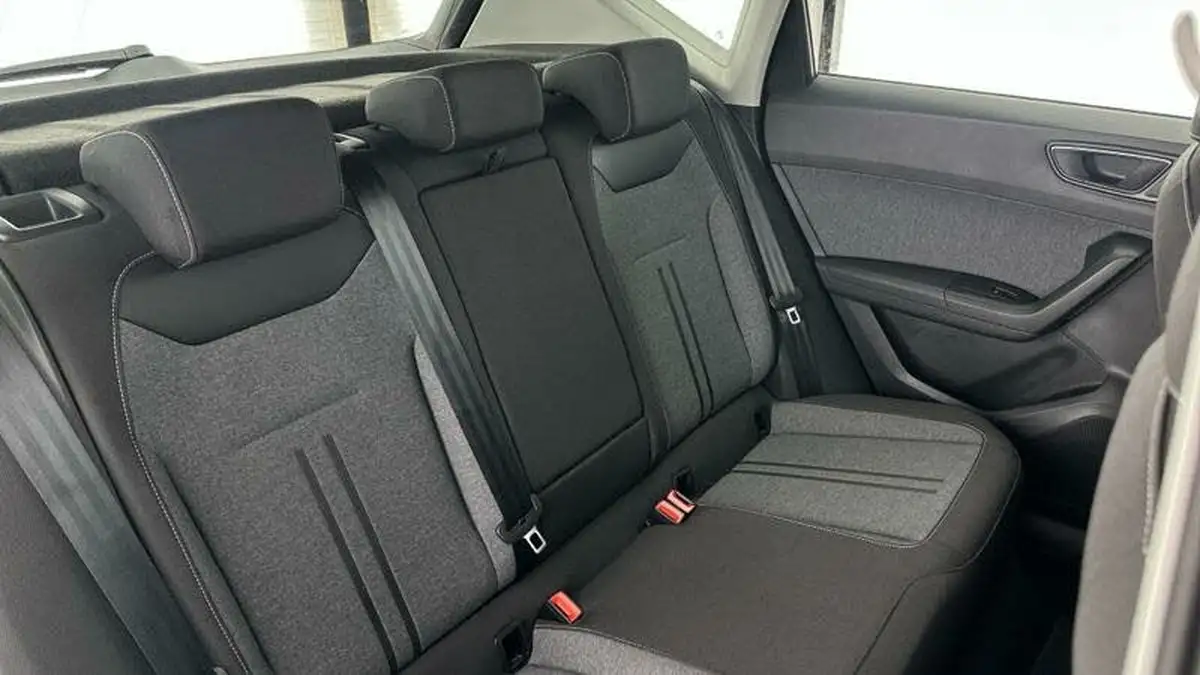 2024-seat-ateca-15-ecotsi-se-technology-dsg-big-21