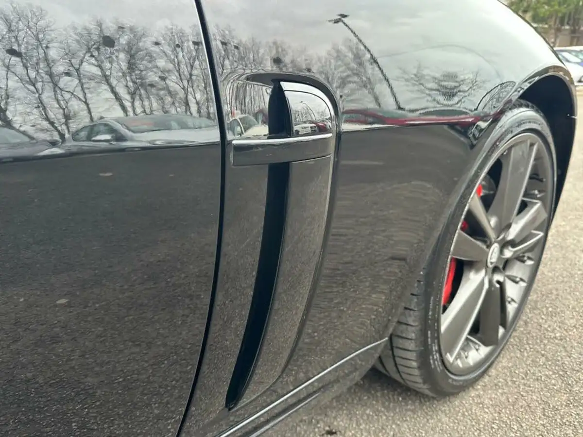 2010-jaguar-xk-50-portfolio-coupe-big-37