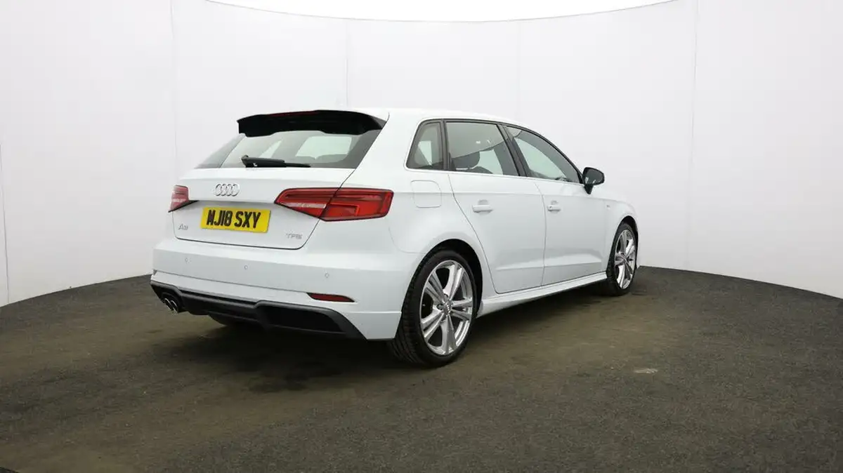 2018-audi-a3-15-tfsi-s-line-sportback-5d-big-6
