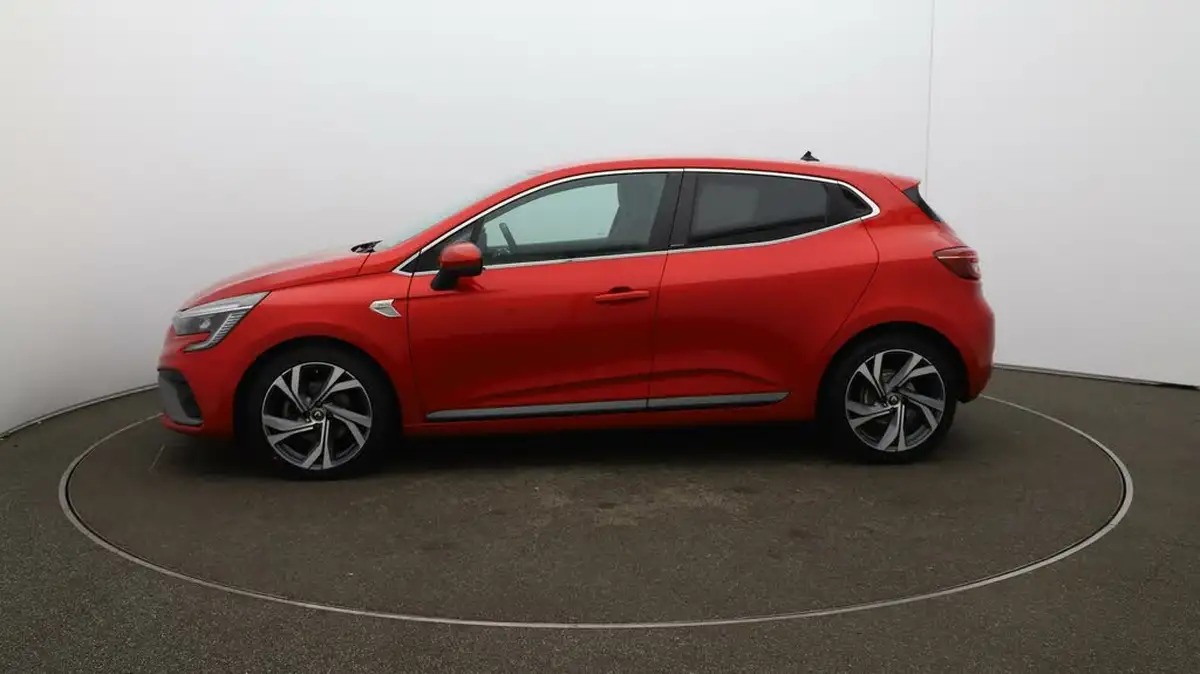 2021-renault-clio-16-rs-line-big-4