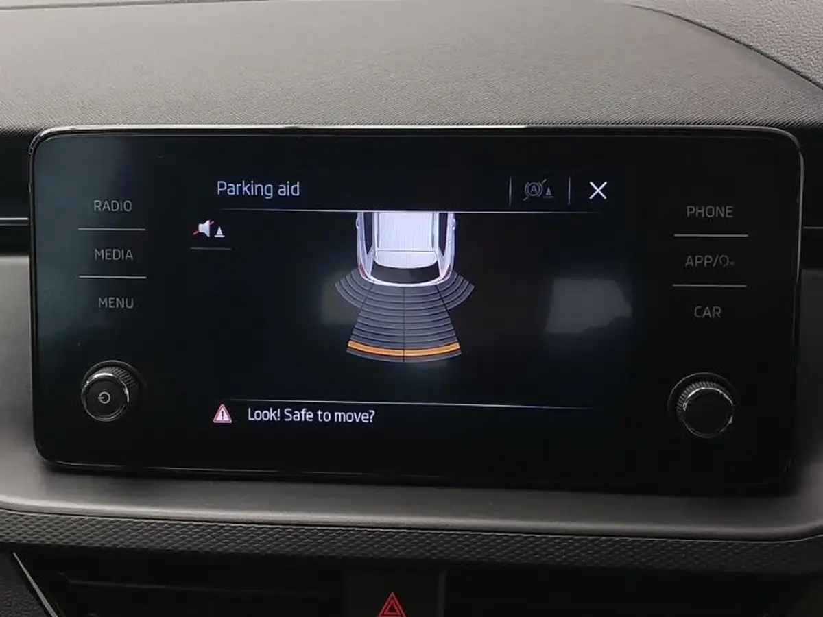 2022-skoda-kamiq-10-tsi-se-109ps-big-10