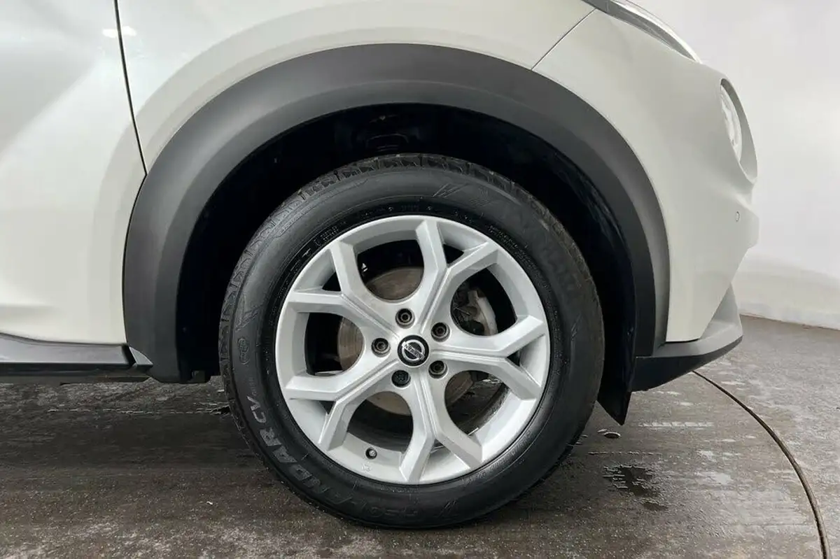2022-nissan-juke-10-dig-t-n-connecta-big-10