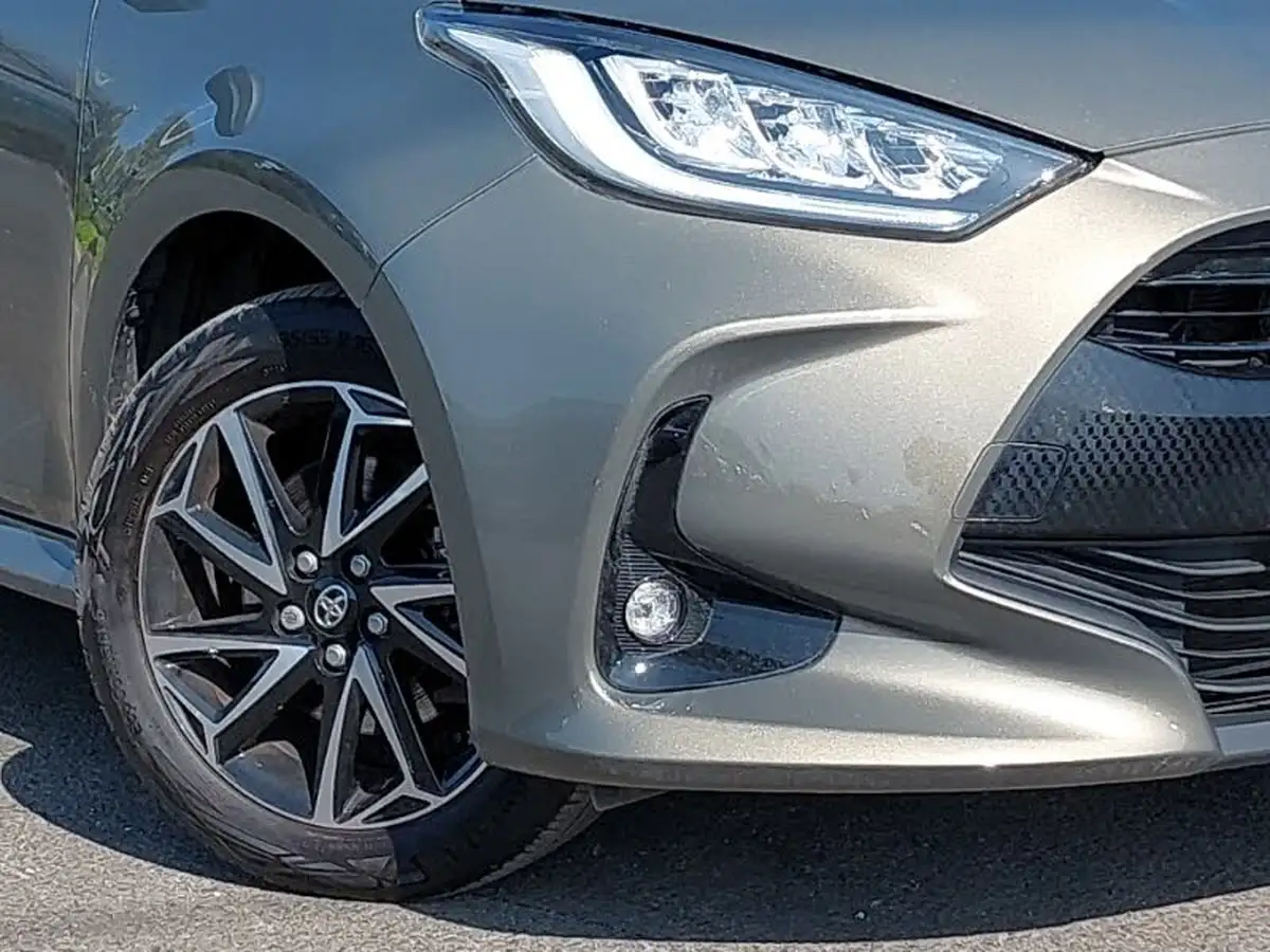 2022-toyota-yaris-15-vvt-i-design-big-8