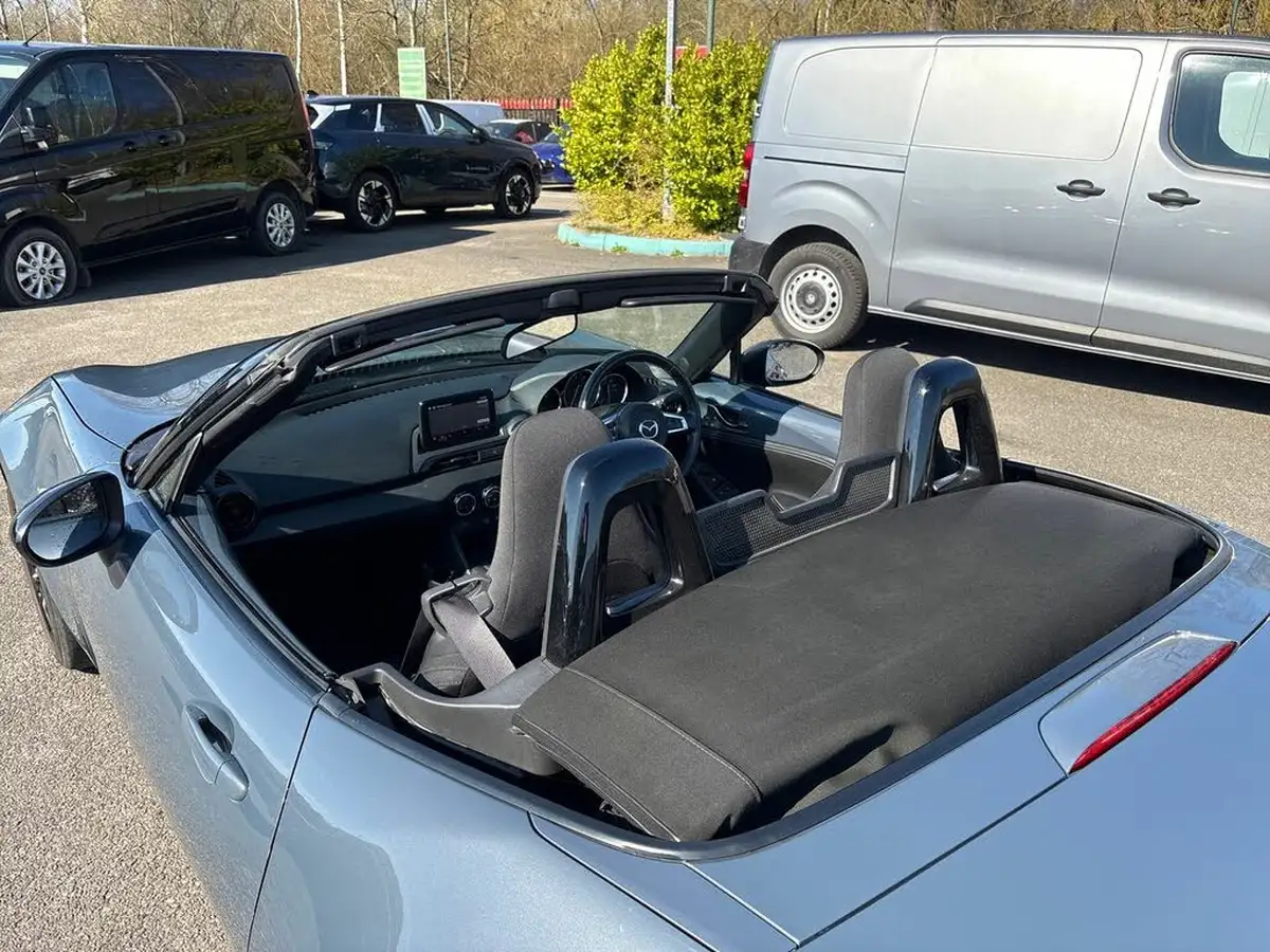 2021-mazda-mx-5-15-se-l-rf-big-39