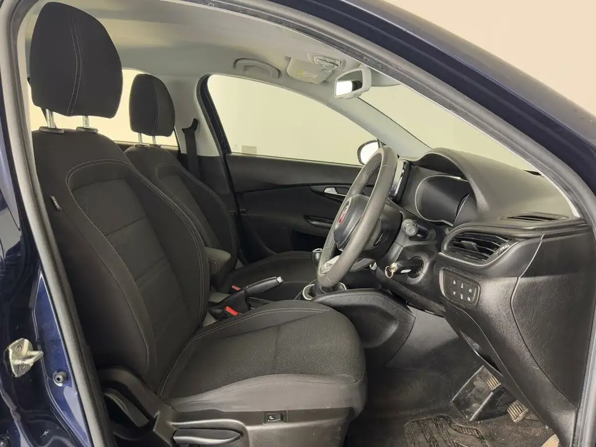 2021-fiat-tipo-10-life-hatchback-big-18