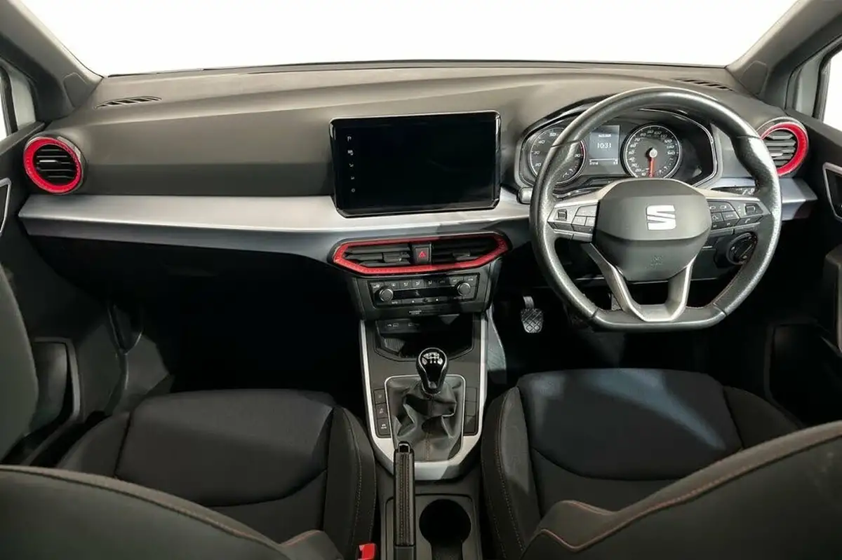 2022-seat-arona-10-tsi-fr-big-9