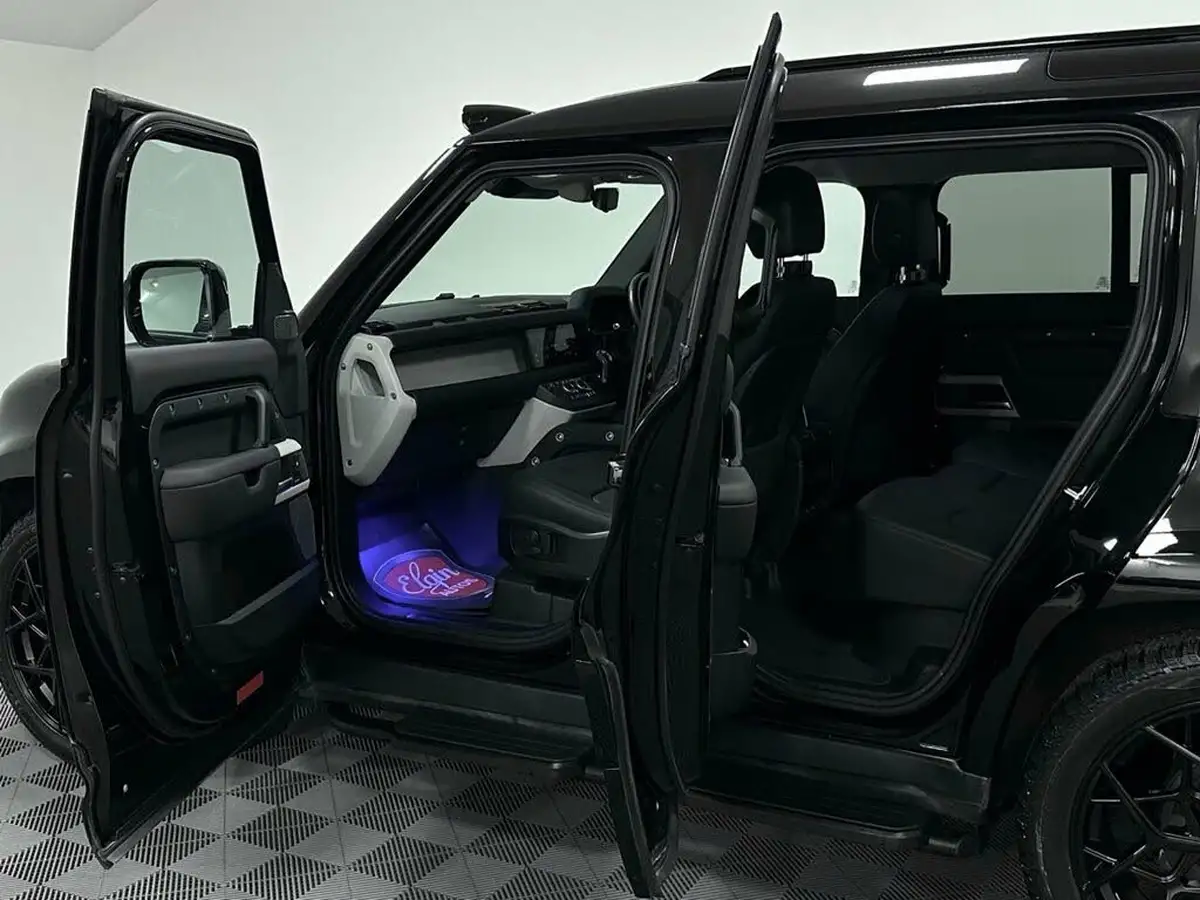 2024-land-rover-110-defender-30-d250-xs-edition-big-32