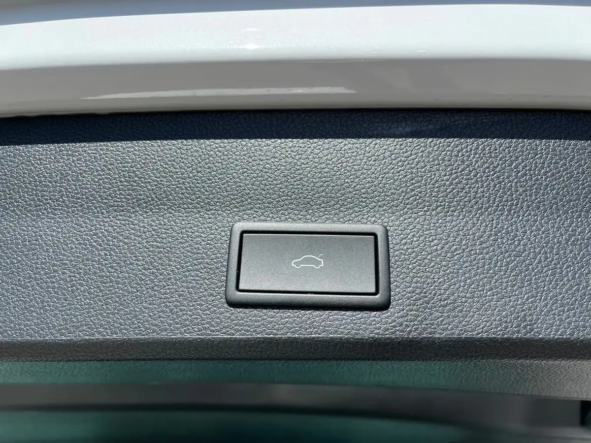 2024-cupra-ateca-15-ecotsi-v2-big-32
