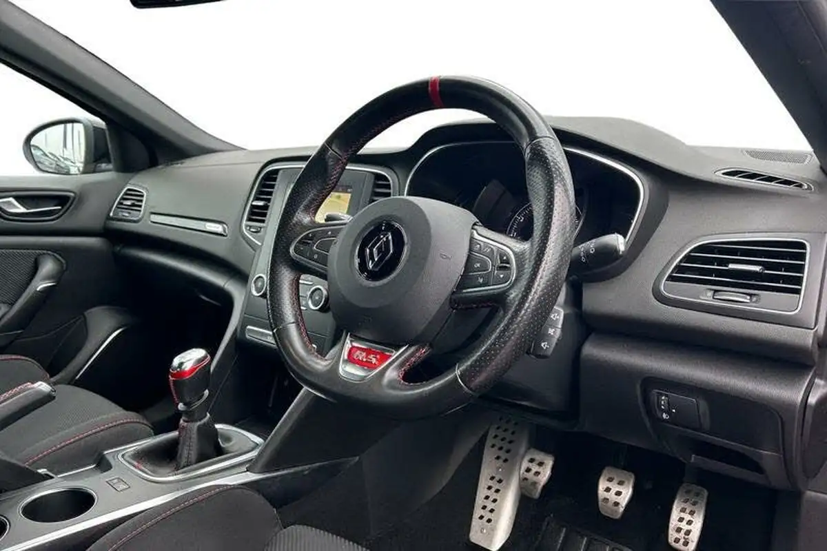 2019-renault-megane-18-tce-rs-280-big-8