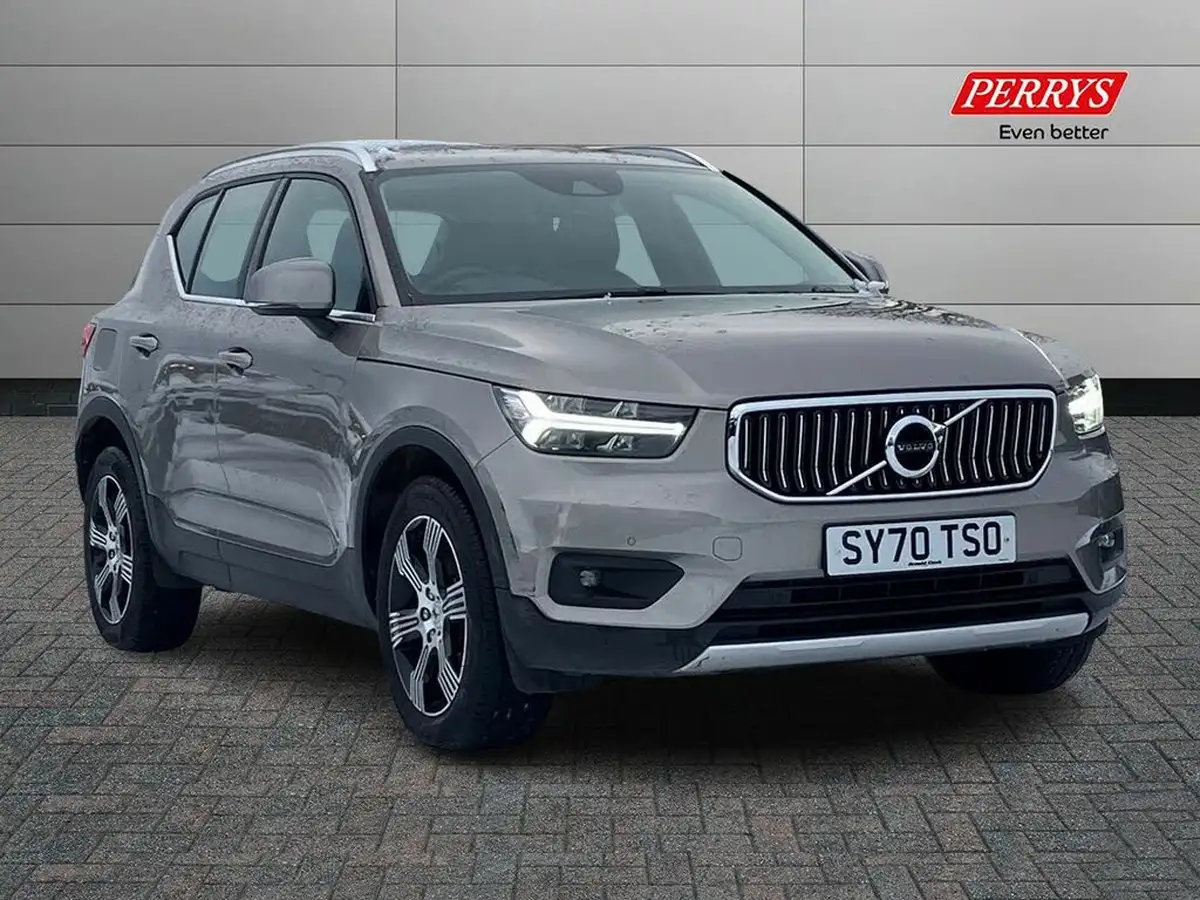 2020-volvo-xc40-20-b4-inscription-awd-big-0