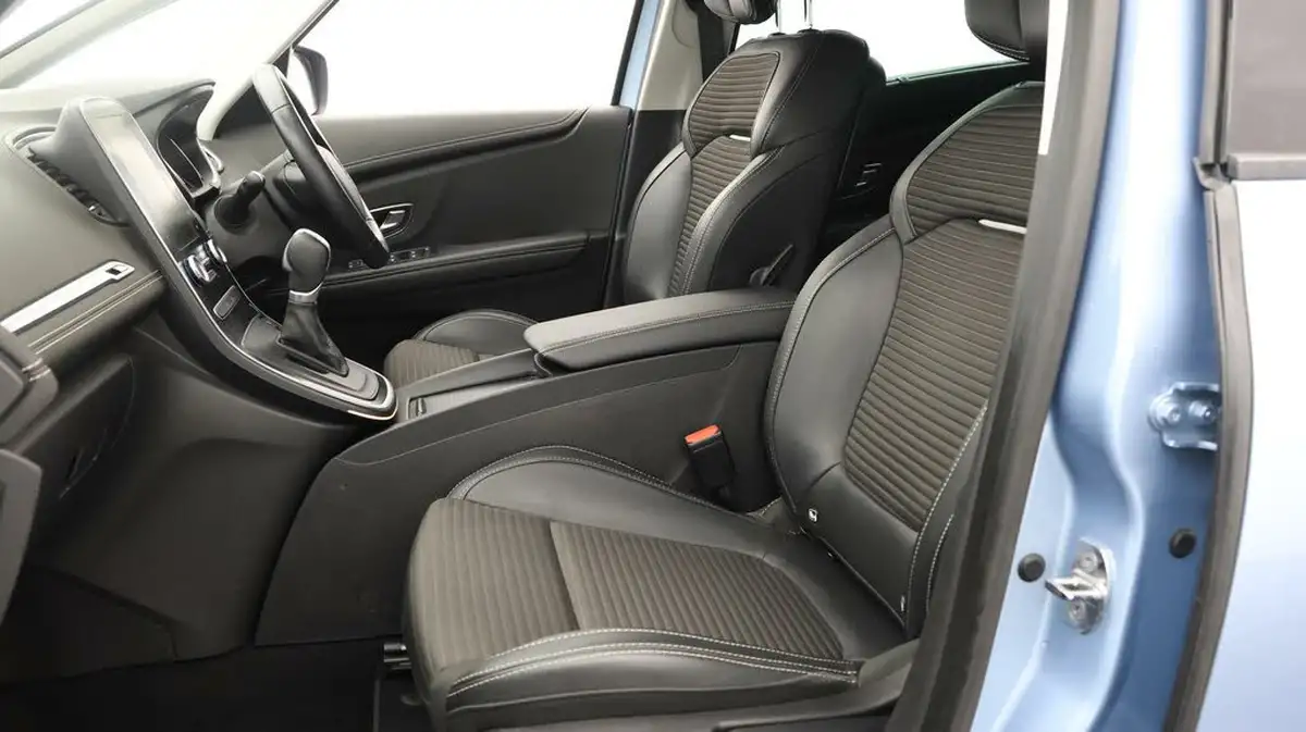 2017-renault-scenic-15dci-dynamique-s-nav-edc-auto-big-13