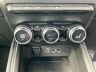 2021-renault-clio-10-tce-iconic-90ps-small-12