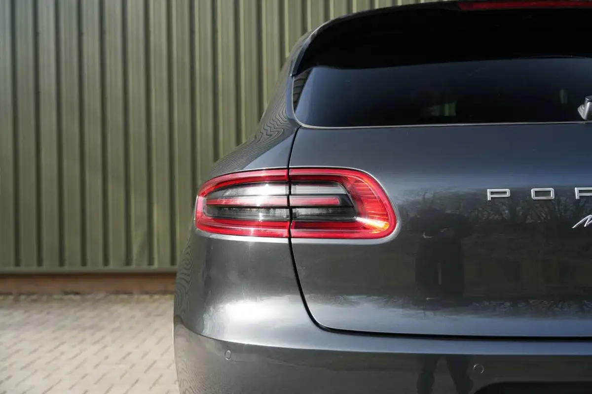 2017-porsche-macan-30td-s-ss-big-65