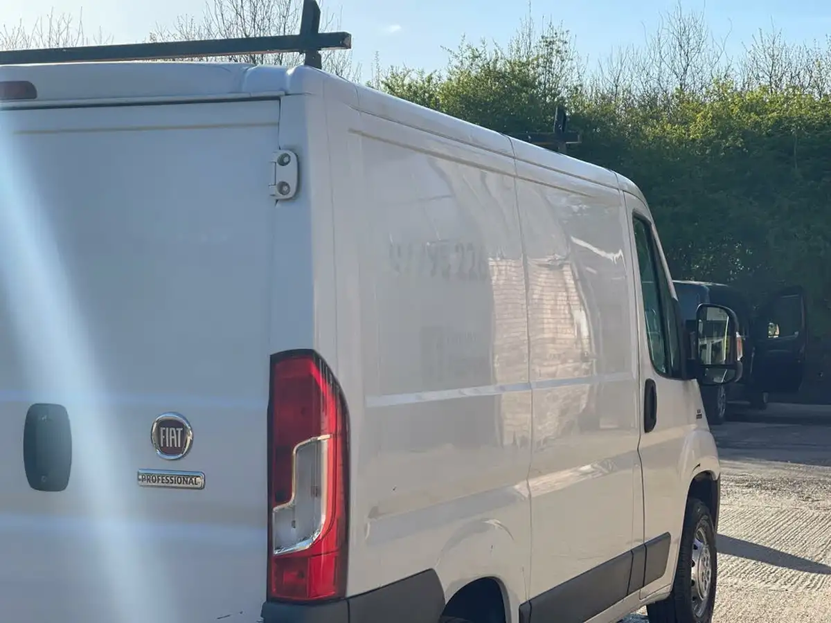 2015-fiat-ducato-23td-35-sh1-130-big-25