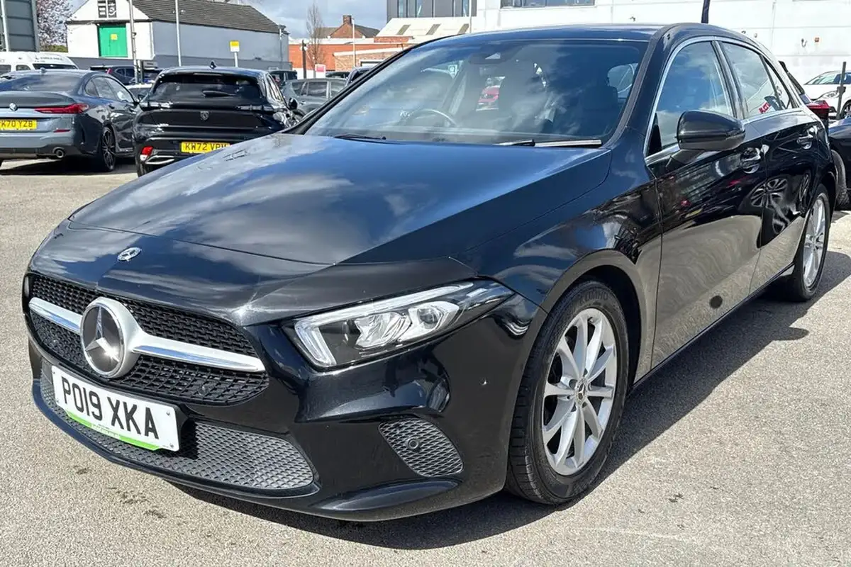2019-mercedes-benz-a-class-13-a180-sport-executive-hatchback-5d-1332cc-7g-dct-big-43