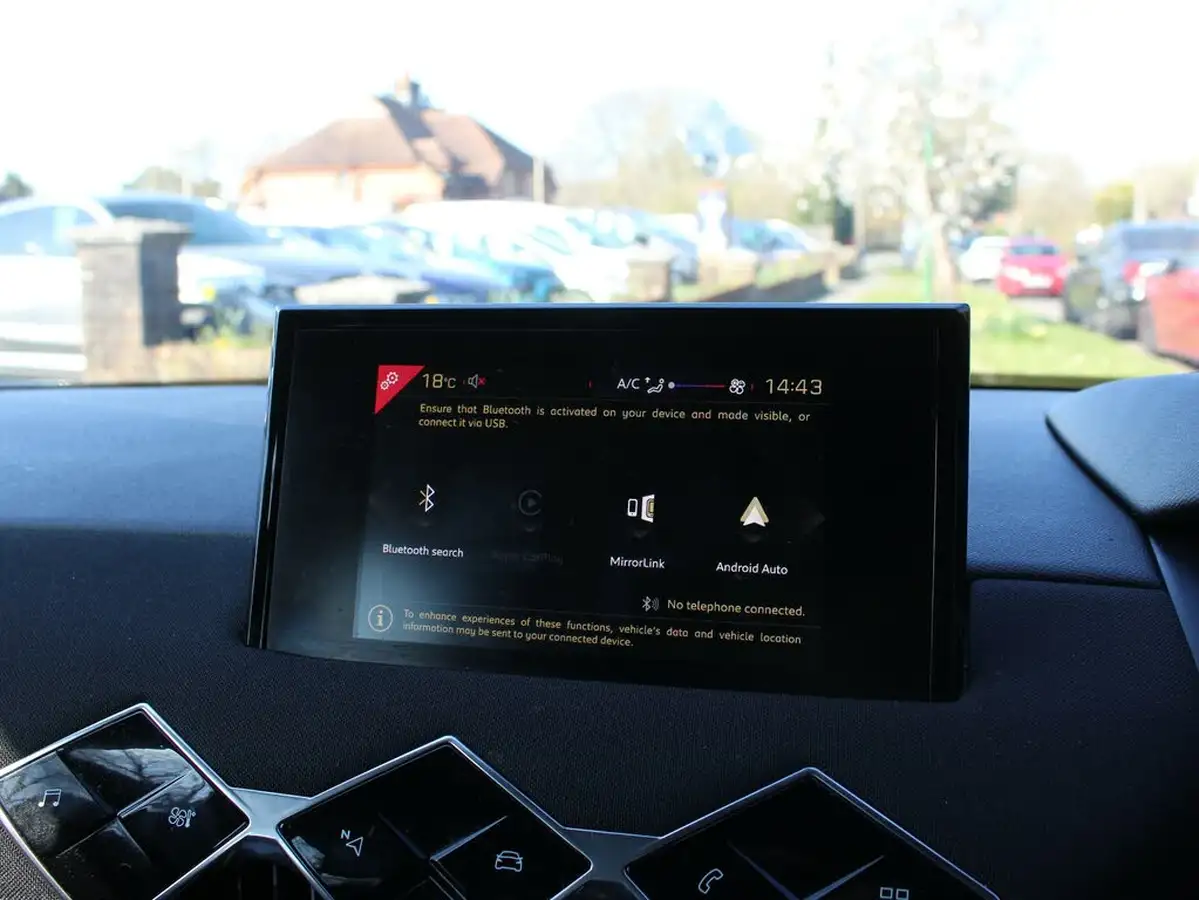 2019-ds-ds-3-crossback-12-puretech-elegance-100ps-big-52