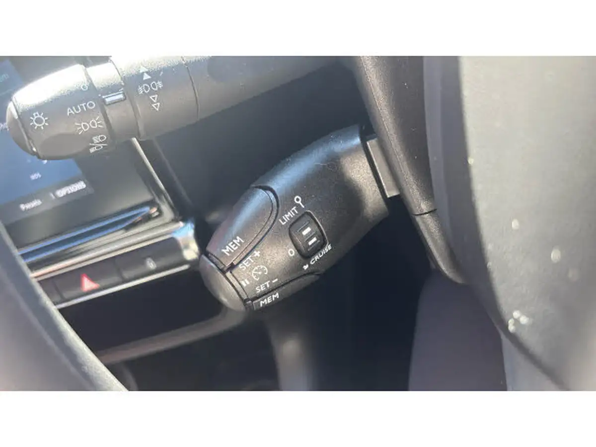 2022-citroen-c3-12-puretech-c-series-edition-83ps-ss-big-7