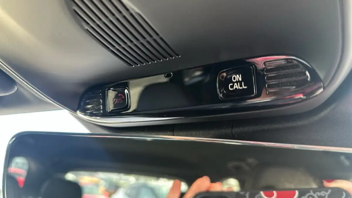 2019-volvo-xc60-20td-b4-r-design-big-42