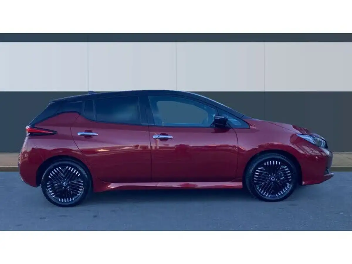 2023-nissan-leaf-e-tekna-39kwh-big-4