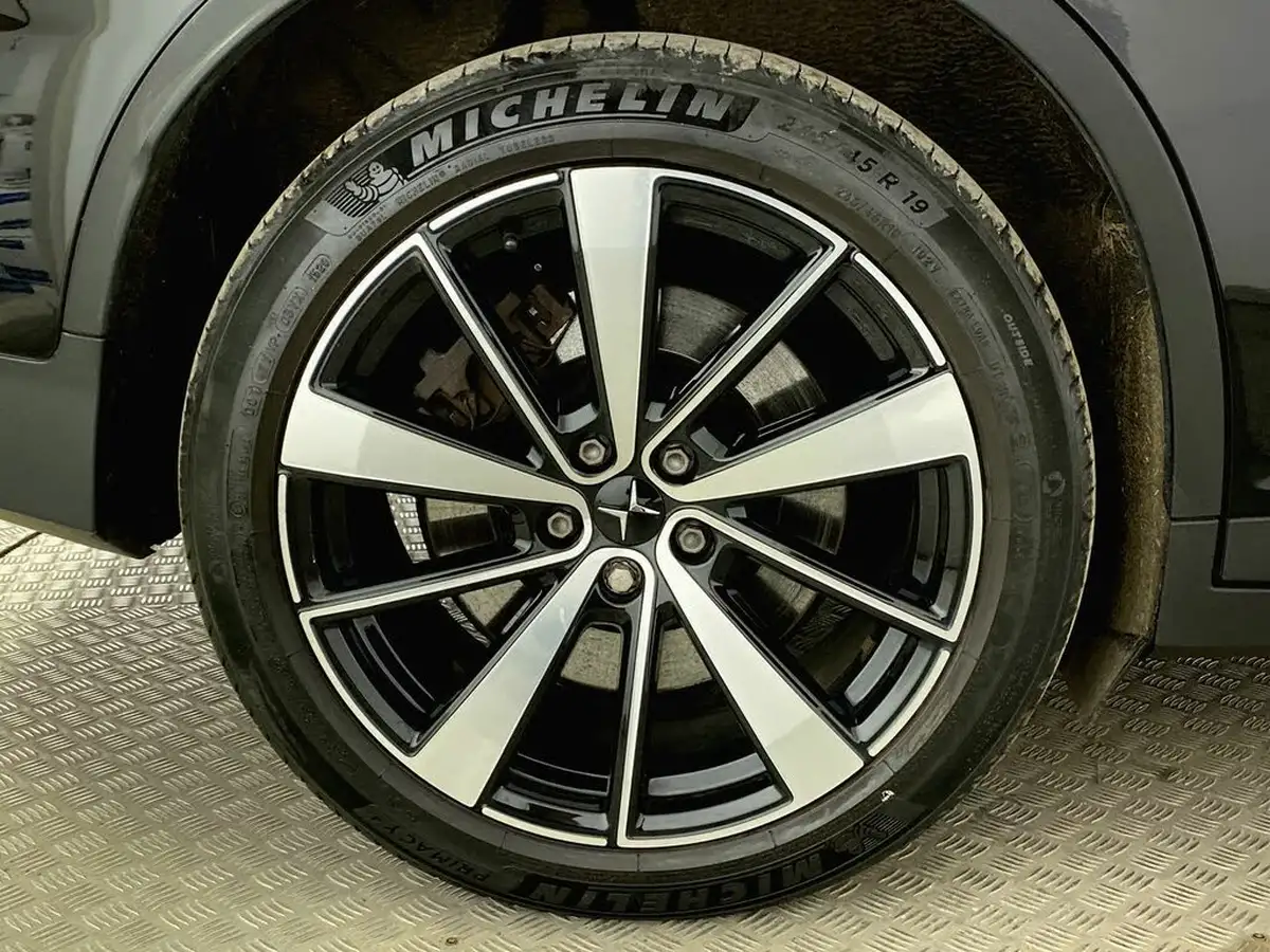 2020-polestar-polestar-2-e-ps2-big-9