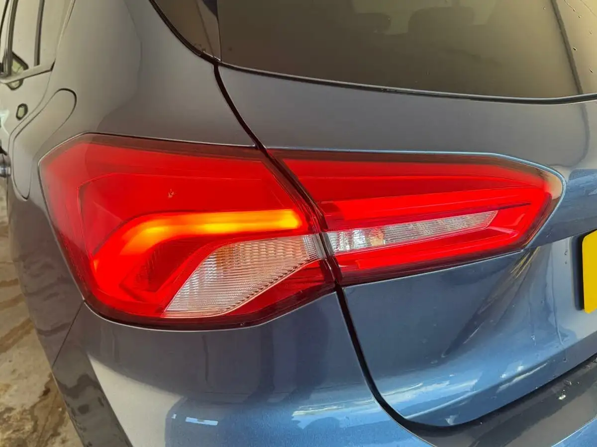 2020-ford-focus-10t-st-line-x-edition-155ps-hybrid-mhev-hatchback-big-31