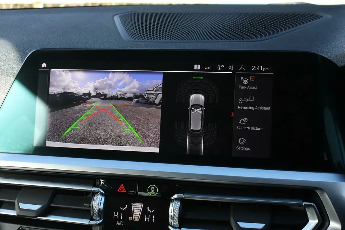 2022-bmw-3-series-20-330e-sport-pro-touring-5d-big-13