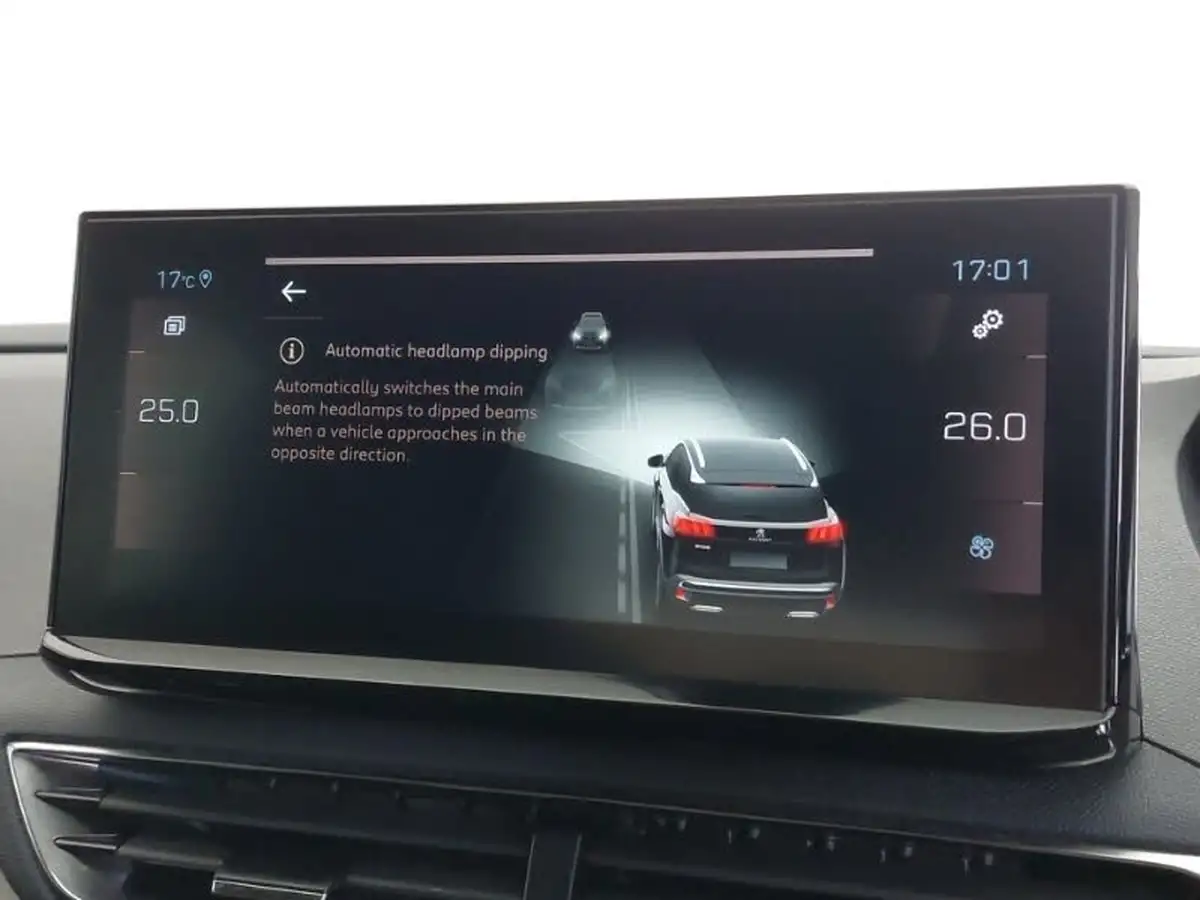 2024-peugeot-3008-suv-12-puretech-gt-136ps-hybrid-e-dsc6-big-11