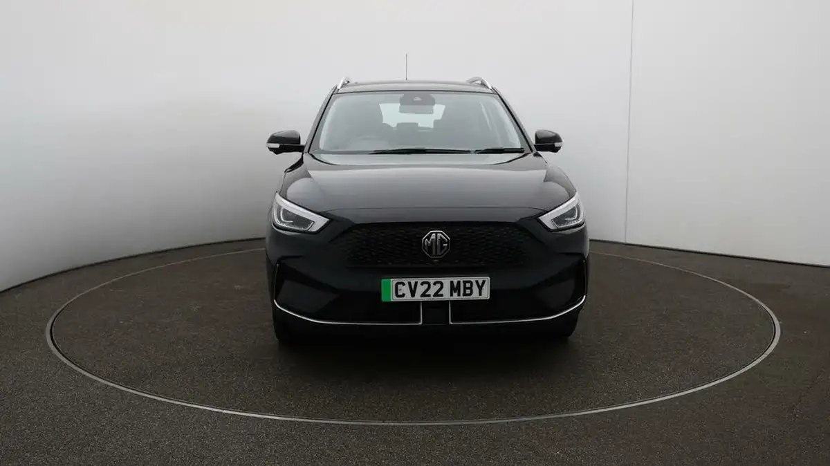 2022-mg-zs-suv-e-trophy-ev-176ps-big-2